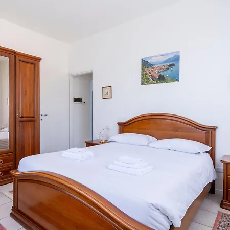 Aurora House - Balcone Vista - Parking Apartamento *